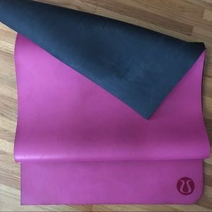 Lululemon Heavy Reversible BIG Yoga Mat - Pink